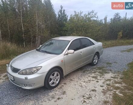 Серый Тойота Камри, объемом двигателя 2.36 л и пробегом 260 тыс. км за 6700 $, фото 5 на Automoto.ua