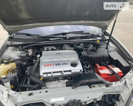 Серый Тойота Камри, объемом двигателя 3 л и пробегом 373 тыс. км за 7200 $, фото 7 на Automoto.ua