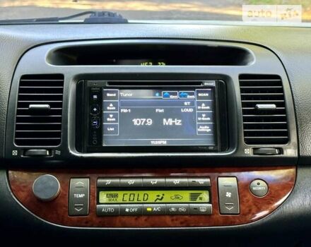 Серый Тойота Камри, объемом двигателя 2.36 л и пробегом 213 тыс. км за 6300 $, фото 48 на Automoto.ua