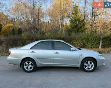 Серый Тойота Камри, объемом двигателя 2.4 л и пробегом 42 тыс. км за 10900 $, фото 19 на Automoto.ua