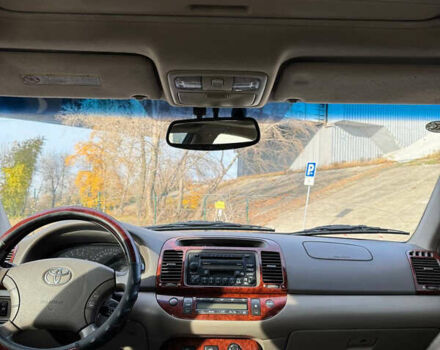 Сірий Тойота Камрі, об'ємом двигуна 2.4 л та пробігом 333 тис. км за 5500 $, фото 10 на Automoto.ua