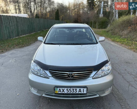 Серый Тойота Камри, объемом двигателя 2.4 л и пробегом 42 тыс. км за 10900 $, фото 23 на Automoto.ua