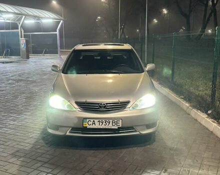 Серый Тойота Камри, объемом двигателя 3 л и пробегом 240 тыс. км за 7200 $, фото 6 на Automoto.ua