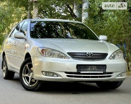 Серый Тойота Камри, объемом двигателя 2.36 л и пробегом 213 тыс. км за 6300 $, фото 2 на Automoto.ua