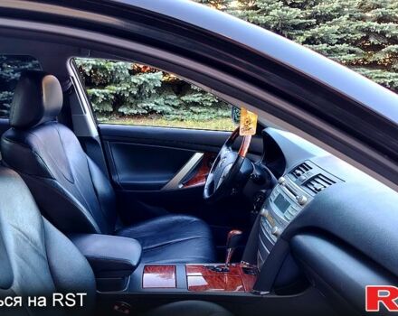 Серый Тойота Камри, объемом двигателя 1.6 л и пробегом 212 тыс. км за 9300 $, фото 12 на Automoto.ua