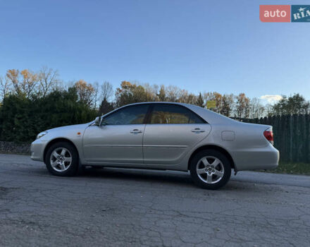 Серый Тойота Камри, объемом двигателя 2.4 л и пробегом 42 тыс. км за 10900 $, фото 11 на Automoto.ua