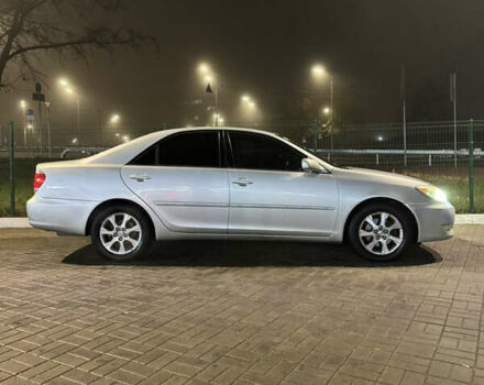 Серый Тойота Камри, объемом двигателя 3 л и пробегом 240 тыс. км за 7200 $, фото 4 на Automoto.ua