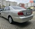 Серый Тойота Камри, объемом двигателя 2.4 л и пробегом 260 тыс. км за 5100 $, фото 7 на Automoto.ua
