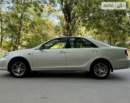 Серый Тойота Камри, объемом двигателя 2.36 л и пробегом 213 тыс. км за 6300 $, фото 13 на Automoto.ua