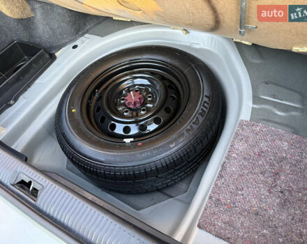 Серый Тойота Камри, объемом двигателя 2.4 л и пробегом 42 тыс. км за 10900 $, фото 68 на Automoto.ua