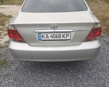 Серый Тойота Камри, объемом двигателя 2.36 л и пробегом 260 тыс. км за 6700 $, фото 12 на Automoto.ua