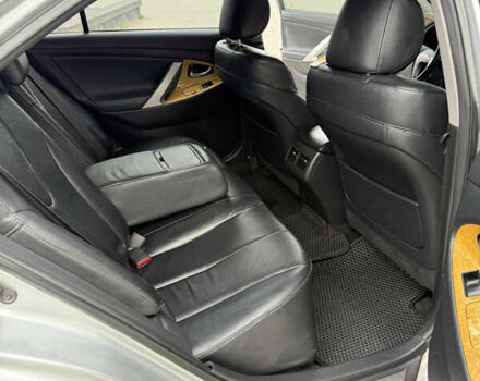 Сірий Тойота Камрі, об'ємом двигуна 3.46 л та пробігом 270 тис. км за 8400 $, фото 7 на Automoto.ua