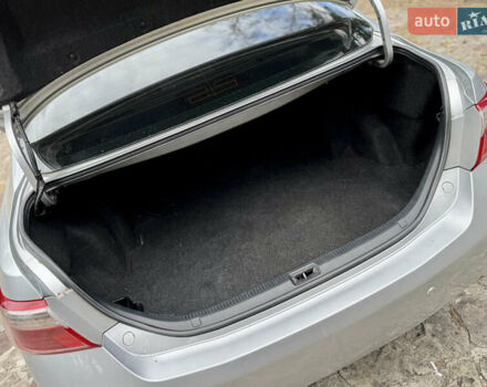 Сірий Тойота Камрі, об'ємом двигуна 3.5 л та пробігом 246 тис. км за 8300 $, фото 24 на Automoto.ua