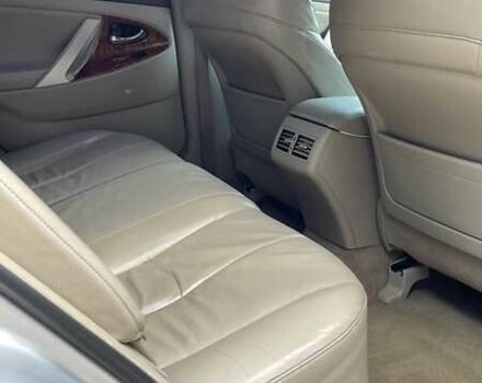 Серый Тойота Камри, объемом двигателя 3.46 л и пробегом 155 тыс. км за 8000 $, фото 2 на Automoto.ua