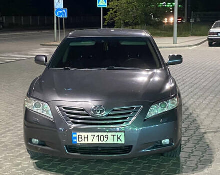 Серый Тойота Камри, объемом двигателя 2.36 л и пробегом 300 тыс. км за 9300 $, фото 3 на Automoto.ua
