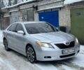 Сірий Тойота Камрі, об'ємом двигуна 2.4 л та пробігом 230 тис. км за 6900 $, фото 1 на Automoto.ua
