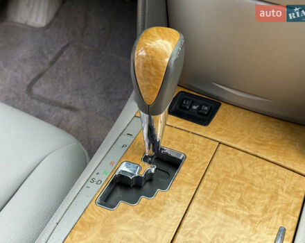 Серый Тойота Камри, объемом двигателя 3.46 л и пробегом 234 тыс. км за 9200 $, фото 32 на Automoto.ua