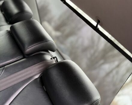 Серый Тойота Камри, объемом двигателя 3.5 л и пробегом 264 тыс. км за 9200 $, фото 12 на Automoto.ua