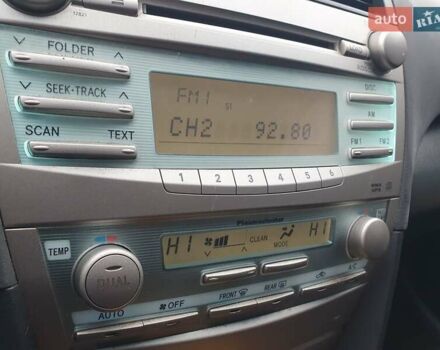 Сірий Тойота Камрі, об'ємом двигуна 2.4 л та пробігом 250 тис. км за 6500 $, фото 4 на Automoto.ua