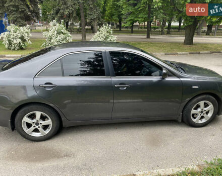 Сірий Тойота Камрі, об'ємом двигуна 3.5 л та пробігом 231 тис. км за 8000 $, фото 6 на Automoto.ua