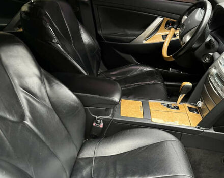 Серый Тойота Камри, объемом двигателя 3.46 л и пробегом 292 тыс. км за 7900 $, фото 4 на Automoto.ua