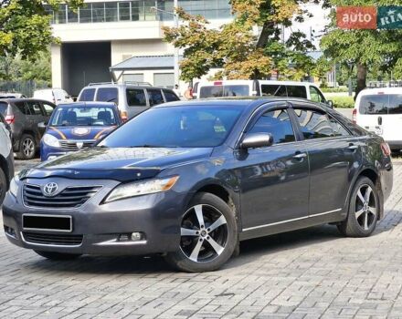 Серый Тойота Камри, объемом двигателя 3.5 л и пробегом 219 тыс. км за 8750 $, фото 4 на Automoto.ua