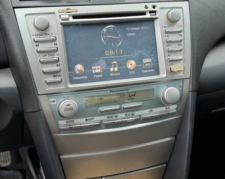 Серый Тойота Камри, объемом двигателя 2.36 л и пробегом 252 тыс. км за 7999 $, фото 9 на Automoto.ua