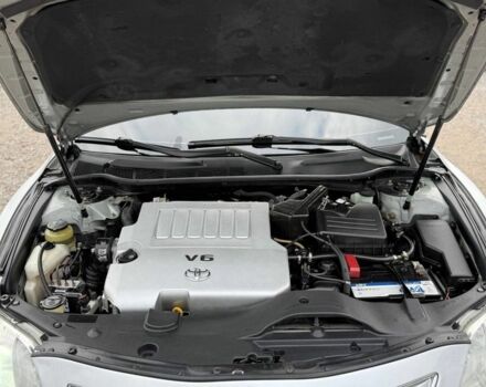 Серый Тойота Камри, объемом двигателя 3.5 л и пробегом 196 тыс. км за 8999 $, фото 7 на Automoto.ua