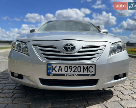 Сірий Тойота Камрі, об'ємом двигуна 2.36 л та пробігом 307 тис. км за 7200 $, фото 3 на Automoto.ua