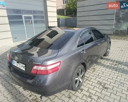 Сірий Тойота Камрі, об'ємом двигуна 2.36 л та пробігом 282 тис. км за 8600 $, фото 28 на Automoto.ua