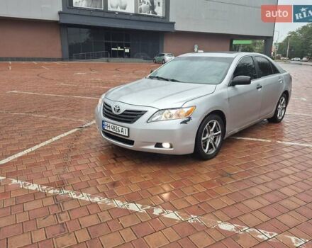 Серый Тойота Камри, объемом двигателя 3.5 л и пробегом 180 тыс. км за 5400 $, фото 6 на Automoto.ua