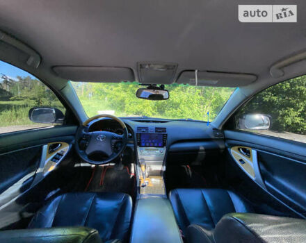 Серый Тойота Камри, объемом двигателя 3.46 л и пробегом 230 тыс. км за 9000 $, фото 19 на Automoto.ua