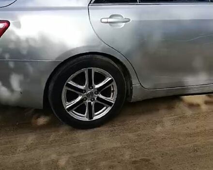 Сірий Тойота Камрі, об'ємом двигуна 3.5 л та пробігом 0 тис. км за 6500 $, фото 4 на Automoto.ua