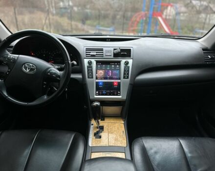 Серый Тойота Камри, объемом двигателя 2.4 л и пробегом 350 тыс. км за 6500 $, фото 9 на Automoto.ua