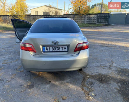 Серый Тойота Камри, объемом двигателя 2.4 л и пробегом 272 тыс. км за 7500 $, фото 11 на Automoto.ua