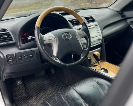 Сірий Тойота Камрі, об'ємом двигуна 3.5 л та пробігом 363 тис. км за 7999 $, фото 22 на Automoto.ua