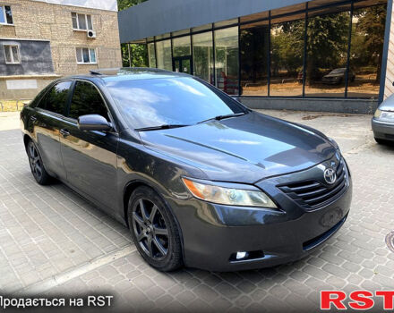 Серый Тойота Камри, объемом двигателя 2.4 л и пробегом 270 тыс. км за 4500 $, фото 5 на Automoto.ua