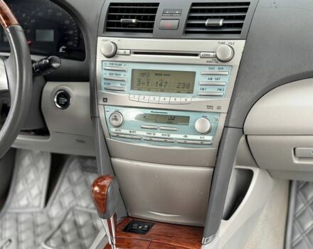 Серый Тойота Камри, объемом двигателя 3.5 л и пробегом 196 тыс. км за 8999 $, фото 5 на Automoto.ua