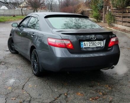 Серый Тойота Камри, объемом двигателя 2.4 л и пробегом 436 тыс. км за 8500 $, фото 7 на Automoto.ua