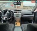 Серый Тойота Камри, объемом двигателя 2.4 л и пробегом 155 тыс. км за 7800 $, фото 13 на Automoto.ua