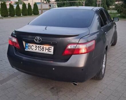 Серый Тойота Камри, объемом двигателя 2.4 л и пробегом 290 тыс. км за 6600 $, фото 10 на Automoto.ua