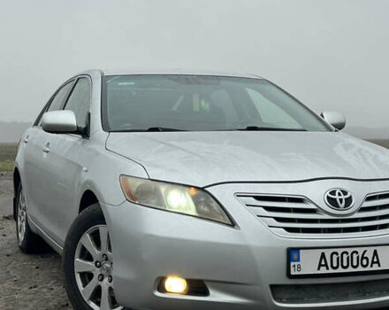 Сірий Тойота Камрі, об'ємом двигуна 3.46 л та пробігом 363 тис. км за 7999 $, фото 5 на Automoto.ua