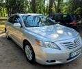 Серый Тойота Камри, объемом двигателя 3.5 л и пробегом 280 тыс. км за 7500 $, фото 2 на Automoto.ua