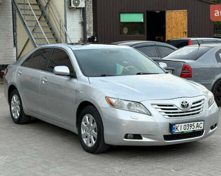 Сірий Тойота Камрі, об'ємом двигуна 3.46 л та пробігом 315 тис. км за 6599 $, фото 4 на Automoto.ua