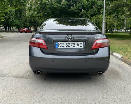 Сірий Тойота Камрі, об'ємом двигуна 3.5 л та пробігом 231 тис. км за 8000 $, фото 4 на Automoto.ua
