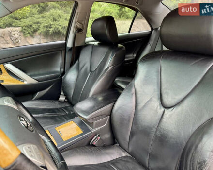 Сірий Тойота Камрі, об'ємом двигуна 3.5 л та пробігом 246 тис. км за 8300 $, фото 21 на Automoto.ua