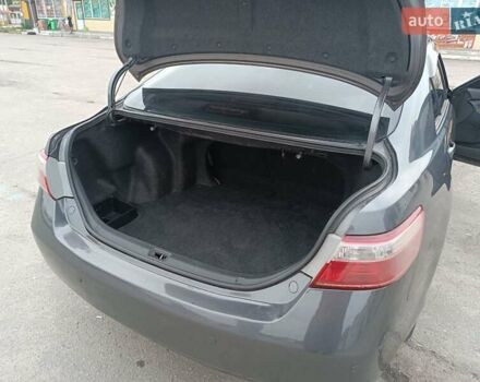 Серый Тойота Камри, объемом двигателя 2.4 л и пробегом 155 тыс. км за 7600 $, фото 5 на Automoto.ua