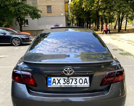 Серый Тойота Камри, объемом двигателя 2.4 л и пробегом 270 тыс. км за 4500 $, фото 3 на Automoto.ua