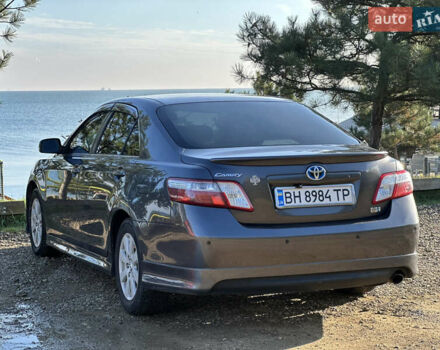 Сірий Тойота Камрі, об'ємом двигуна 2.4 л та пробігом 271 тис. км за 8990 $, фото 8 на Automoto.ua