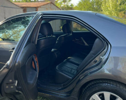 Серый Тойота Камри, объемом двигателя 3.5 л и пробегом 293 тыс. км за 7950 $, фото 22 на Automoto.ua